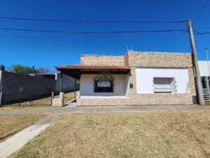 CASA REMODELADA EN VENTA